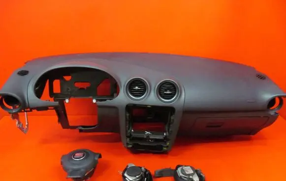 Seat Ibiza III (6L) Dashboard 6L0880201P 6Q0880204F