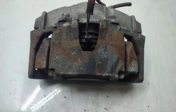 Volvo S60 Front brake caliper 945