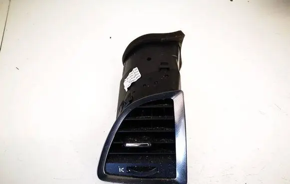 Opel Astra J Dash center air vent grill 13261537 13271839