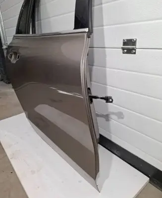 Rear door