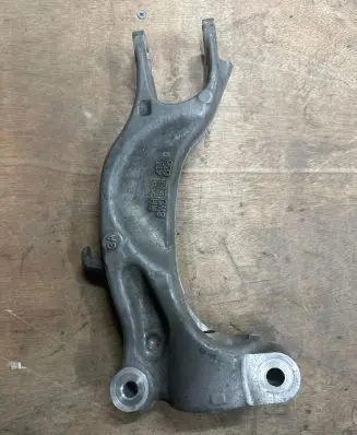 Audi A4 S4 B9 Front lower control arm/wishbone 8W0038