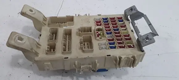 Hyundai i20 (PB PBT) Fuse module 1J0101001121655