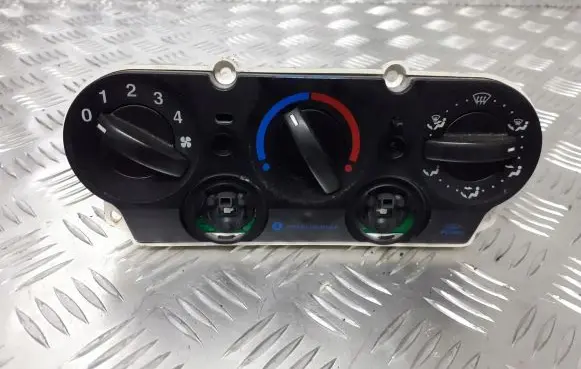 Ford Fiesta Interior fan control switch VP2S6H-18K391-CF