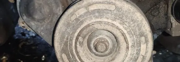 Peugeot 206 Crankshaft pulley