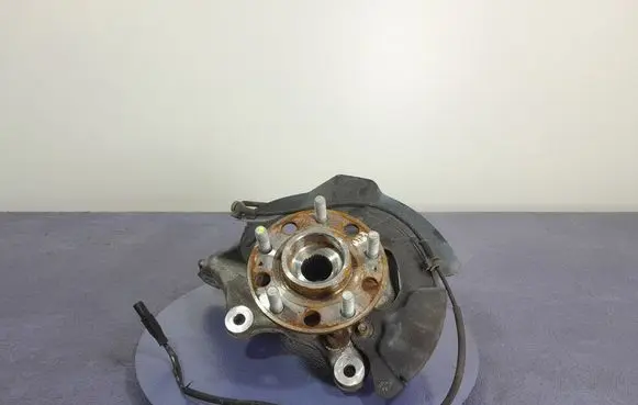 Hyundai Tucson IV NX4 Front wheel hub spindle knuckle