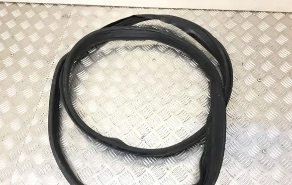 Mercedes-Benz S C217 Trunk rubber seal (body) A2227500300