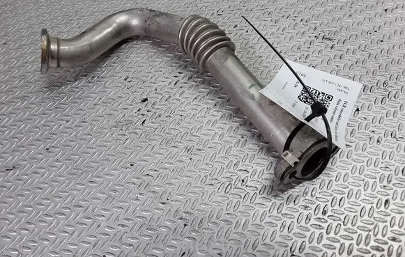 Skoda Yeti (5L) EGR valve line/pipe/hose