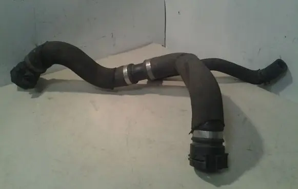 Audi A4 S4 B7 8E 8H Engine coolant pipe/hose 4F0121049A