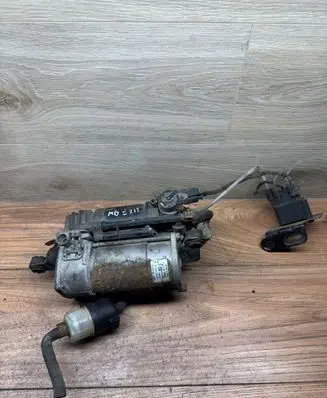 Mercedes-Benz E W212 Air suspension compressor/pump A2123200404 ZGS004