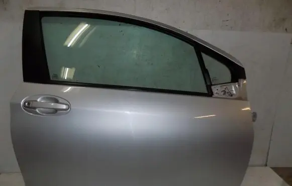 Toyota Yaris Door (2 Door Coupe) 