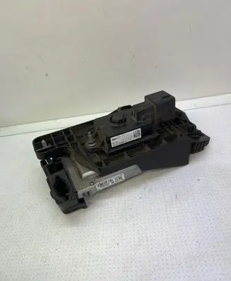 Peugeot 308 Start/Stop control module 9810858380