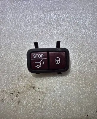Mercedes-Benz E W213 Tailgate/boot open switch button 2128210551 32132103