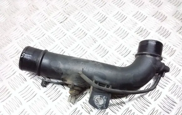 Toyota Corolla Verso AR10 Intercooler hose/pipe 173620R010