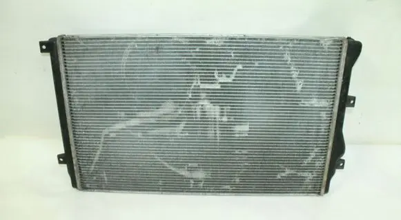 Audi A3 S3 8P Coolant radiator 1K0121253H