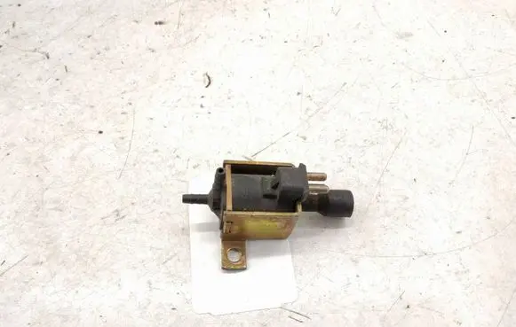 Mercedes-Benz S W140 Sensor 0015408697 A0015408697