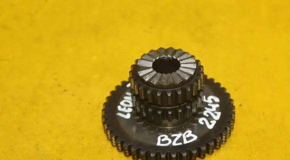 Seat Leon (1P) Camshaft pulley/ VANOS 