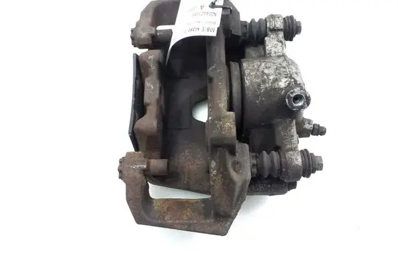 Mercedes-Benz E W212 Front brake caliper A2044213581