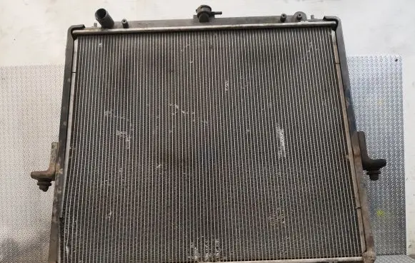 Nissan NP300 Coolant radiator