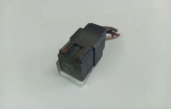Chrysler Grand Voyager IV Other relay 05293163AA