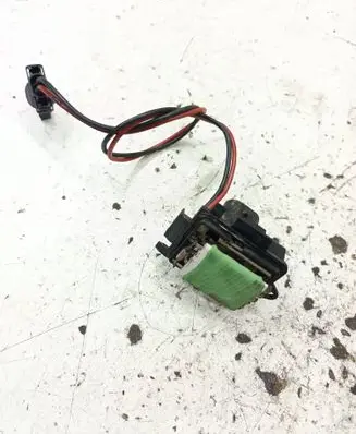 Renault Trafic II (X83) Heater blower motor/fan resistor 