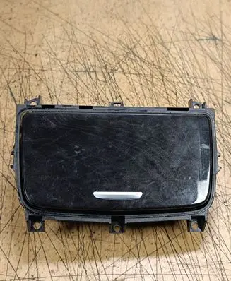 BMW 7 F01 F02 F03 F04 Cup holder front 51169113863 9113863 22167210