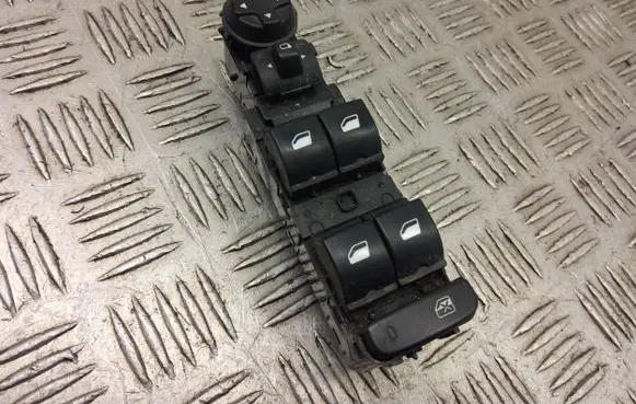 Opel Grandland X Electric window control switch 96788281zd00