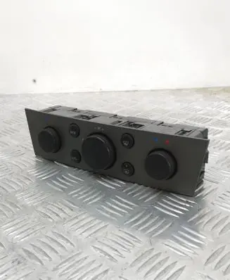 Opel Signum Climate control unit 13138196 69560002 ECC3200