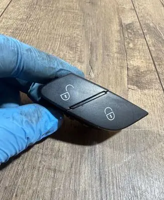 Central locking switch button