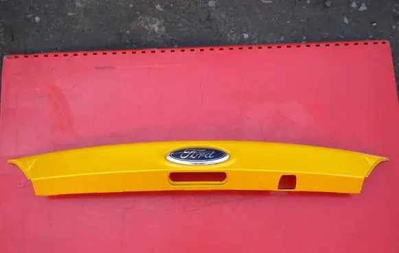 Ford Focus Tailgate trim BM51N43404A0W