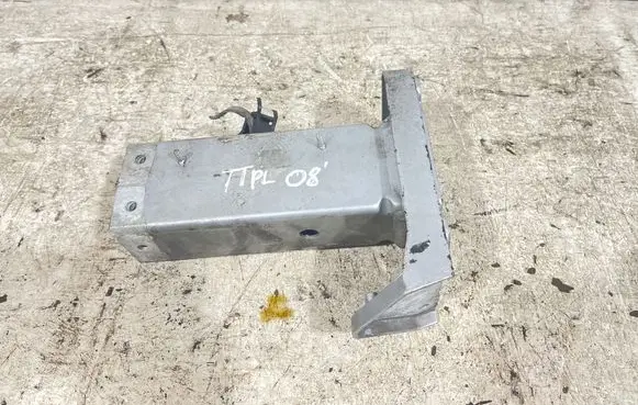 Audi TT TTS Mk2 Front bumper shock/impact absorber 8J0806110D