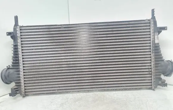 Opel Insignia A Intercooler radiator 13241751