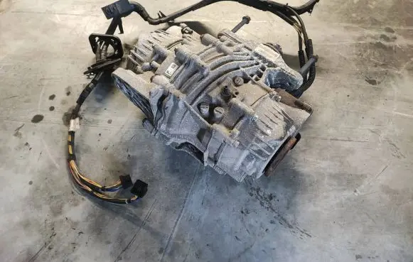 BMW X6 E71 Rear differential 759526102 9877980