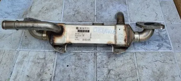 Skoda Octavia Mk1 (1U) EGR valve cooler 038131513L 82902