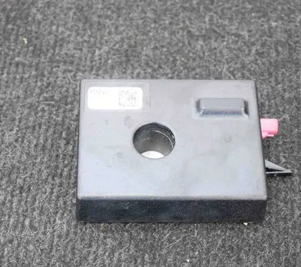 BMW 2 F22 F23 Aerial antenna amplifier 9325735