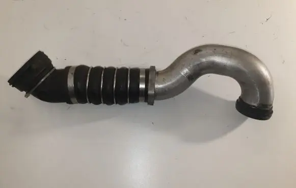 BMW 5 E60 E61 Intercooler hose/pipe 7808414
