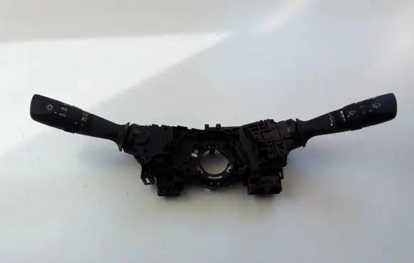 Toyota Prius Prime Wiper turn signal indicator stalk/switch 17F744