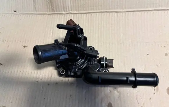 Jeep Renegade Thermostat housing 00463465080