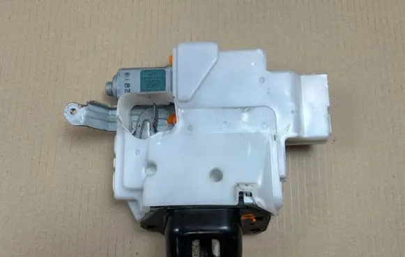 Infiniti JX35 L50 Tailgate/trunk/boot lock/catch/latch 905520AQ000