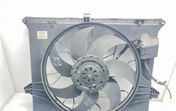 Mercedes-Benz ML W164 Electric radiator cooling fan A1645000493