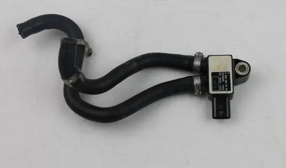 Mercedes-Benz E W213 Exhaust gas pressure sensor A0009056503 A2134920800