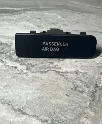Volkswagen Golf Plus Passenger airbag on/off switch 5M0919234B 1011L10B 0111106