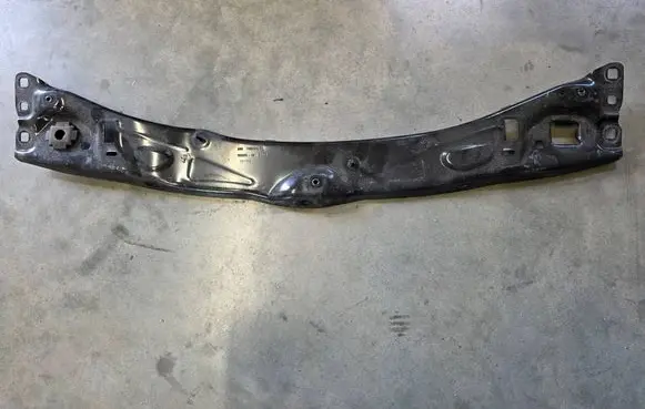BMW 2 F44 Top upper radiator support slam panel 7459878