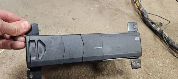 BMW X5 E53 CD/DVD changer 6983335 A0003660237373 6CD