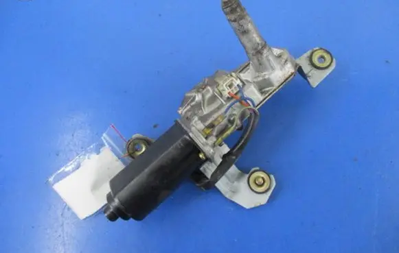 Nissan Almera Rear window wiper motor 287100N010
