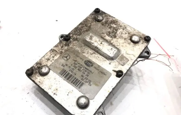 Mercedes-Benz E W211 Voltage converter/converter module A0028202426