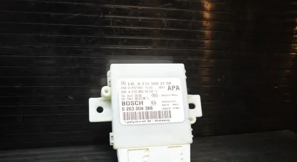 Mercedes-Benz E W212 Parking PDC control unit/module A2129003704