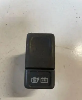 Volvo S70 V70 V70 XC Windscreen/window heater switch 9162952 98W37K
