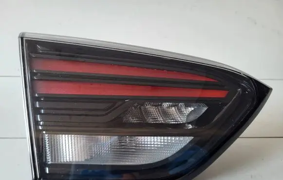Opel Crossland X Tailgate rear/tail lights 39235961