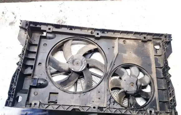 Renault Master II Radiator cooling fan shroud mc1121859964z