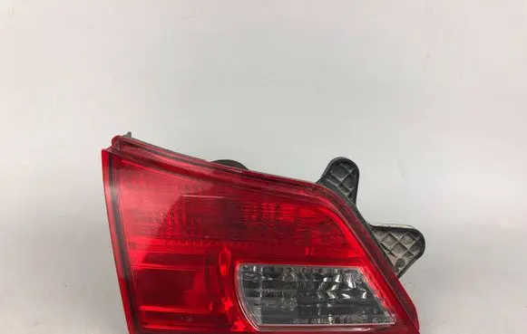 Subaru Outback Tailgate rear/tail lights 